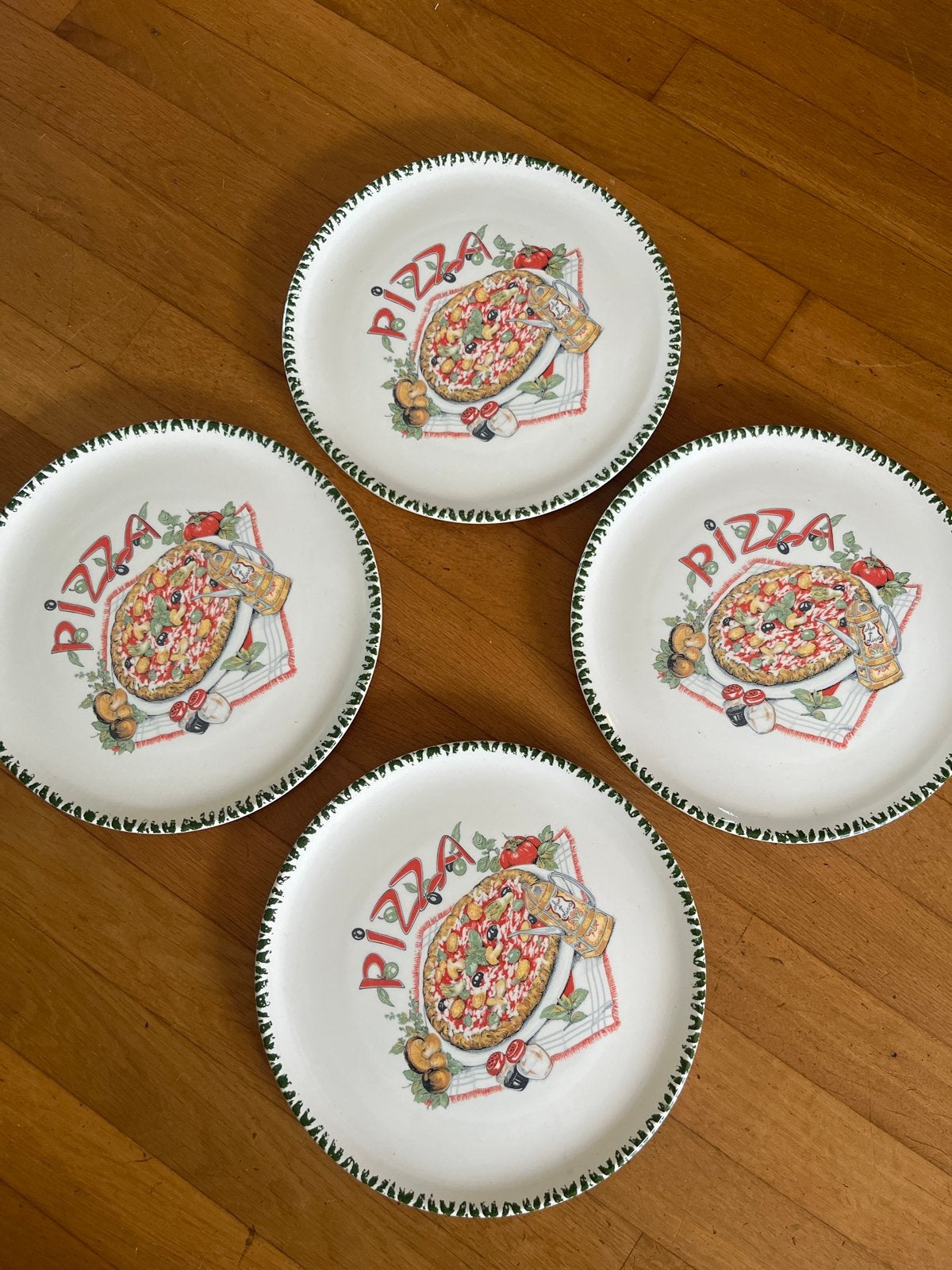 Set van 4 vintage pizzaborden, Gebruikt, Keramiek, Vintage, Ophalen of Verzenden