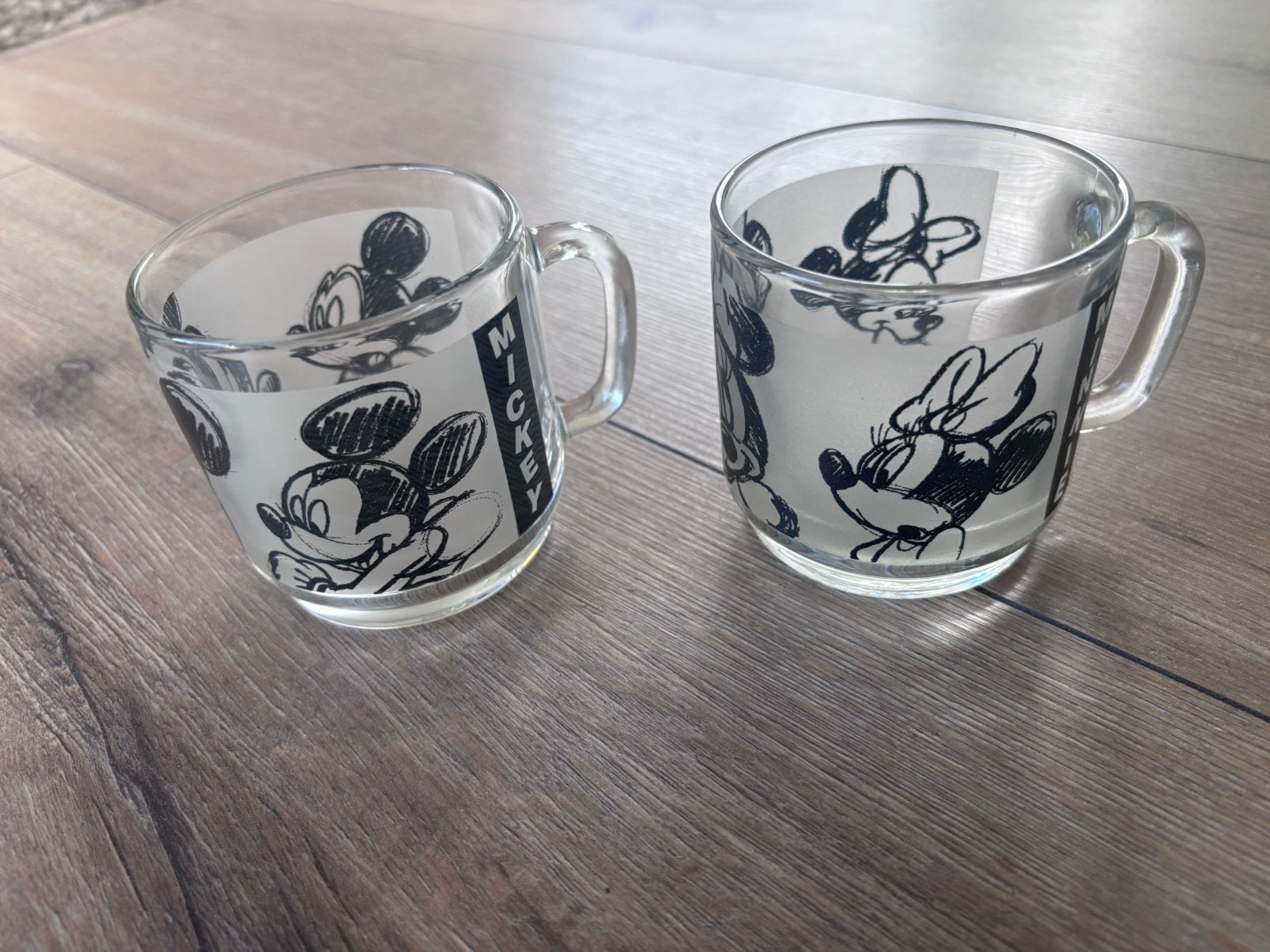 Mickey en Minnie theeglazen en bordjes, Verzamelen, Ophalen, Zo goed als nieuw, Overige typen