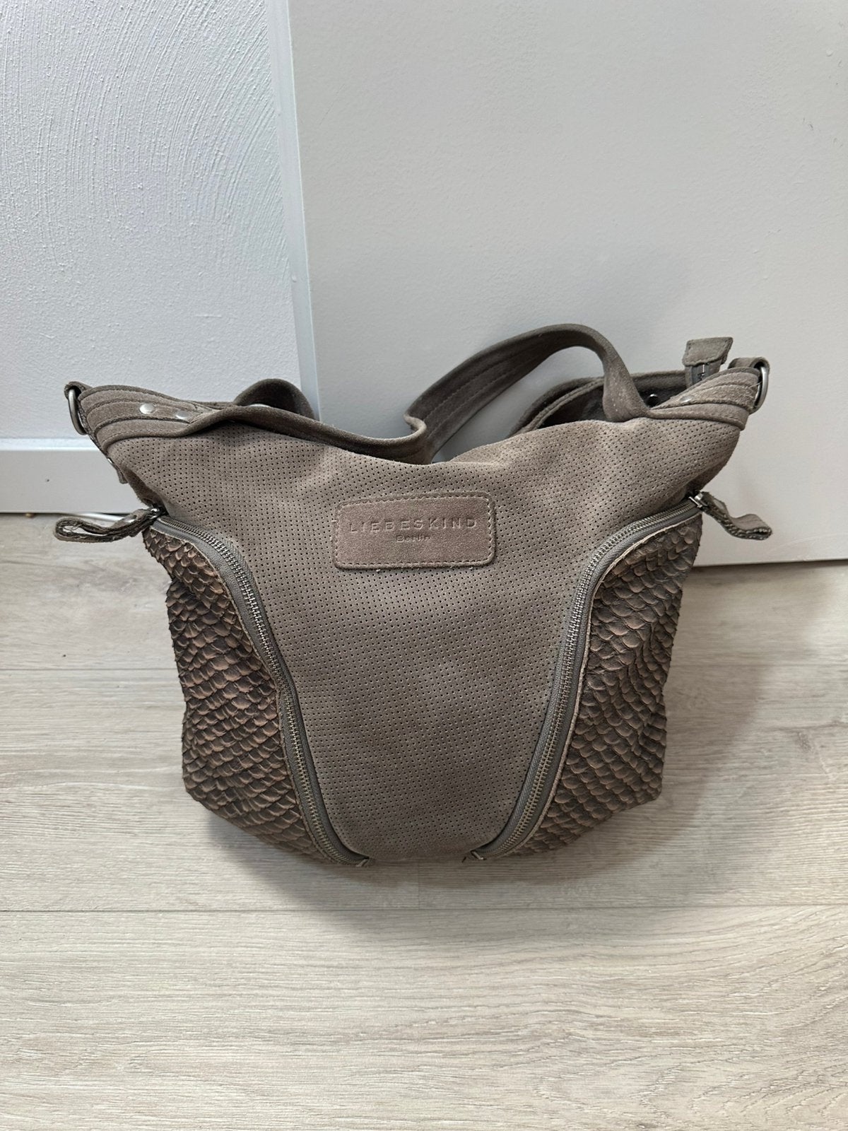 Liebeskind leren suède schoudertas en handtas, Ophalen of Verzenden, Gebruikt, Grijs, Handtas