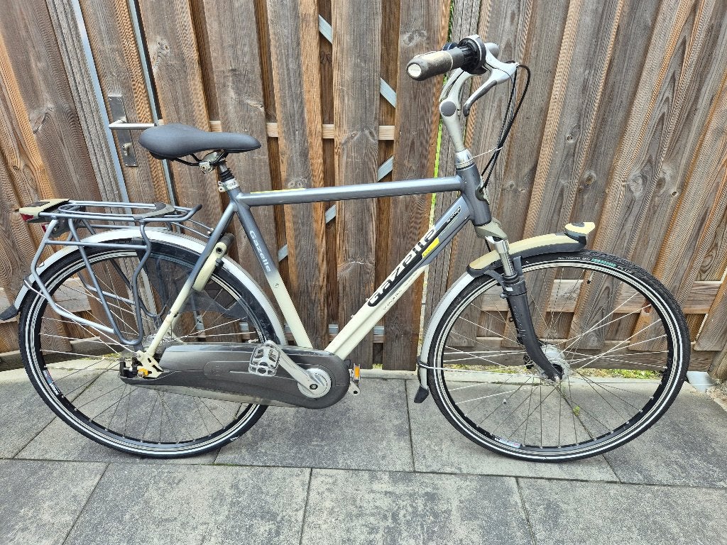 Gazelle Orange plus 28 inch met voorvering 7 versnellingen, Fietsen en Brommers, Fietsen | Heren | Herenfietsen, Ophalen, Gebruikt