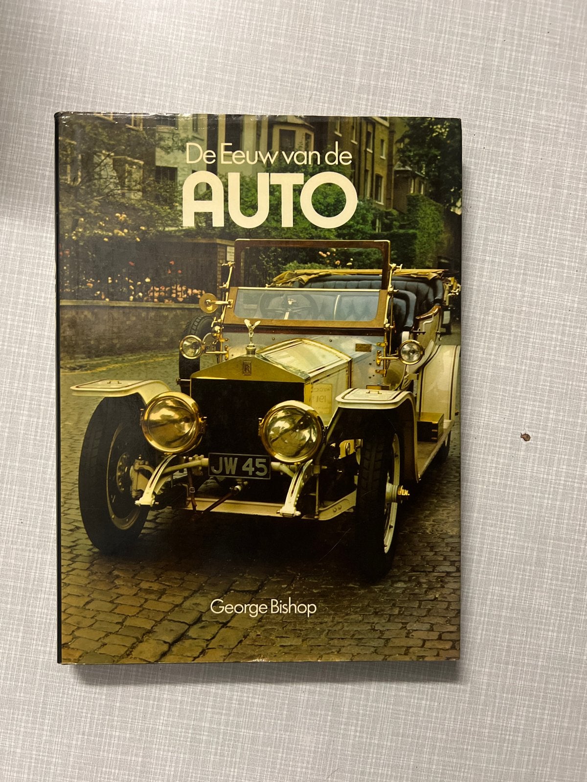 De Eeuw van de Auto - George Bishop (1977), Ophalen of Verzenden, Gelezen, Algemeen