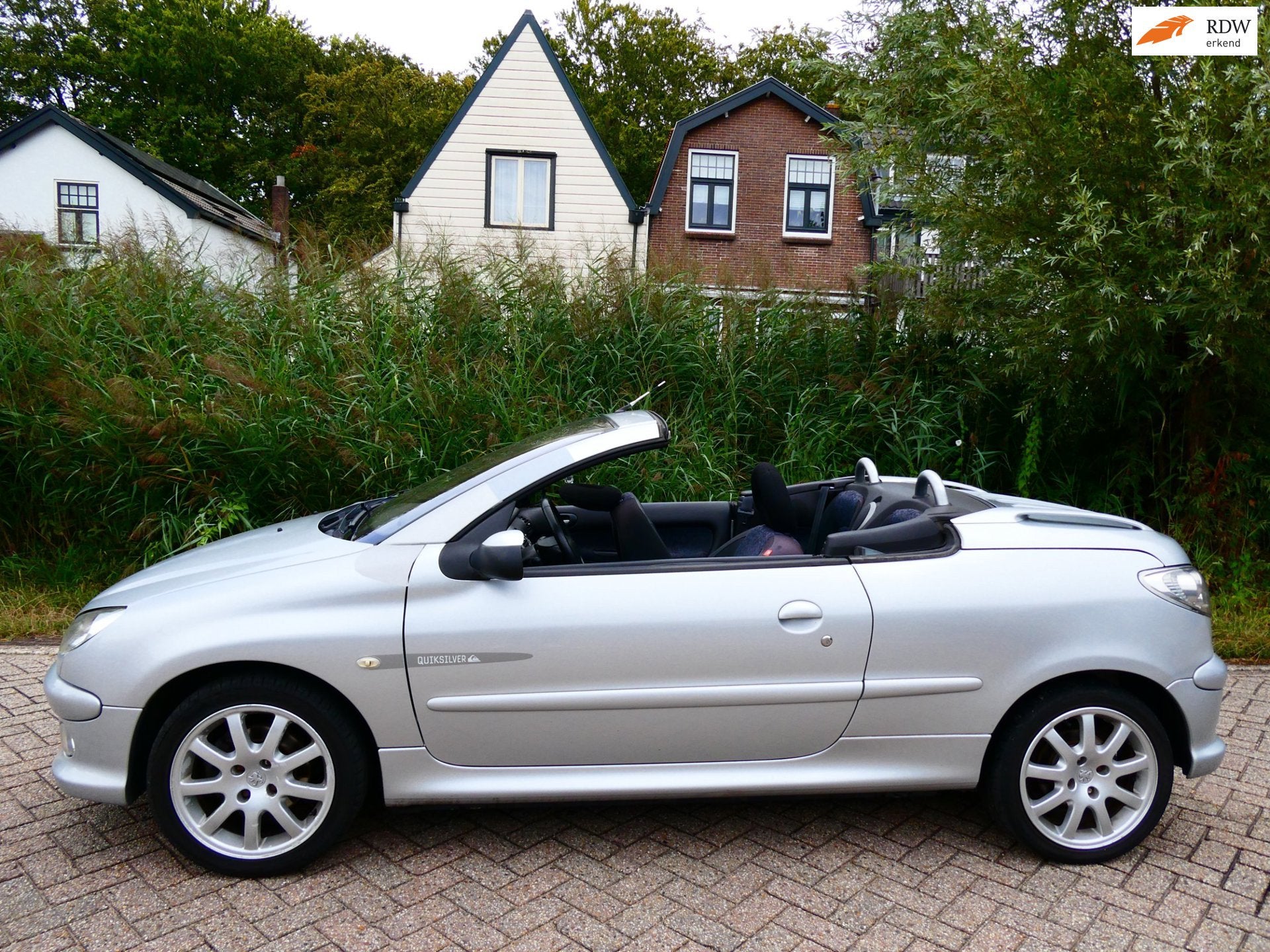 Peugeot 206 CC 1.6-16V 110pk Cabriolet Clima INRUILKOOPJE AP, Voorwielaandrijving, Stof, Gebruikt, 4 cilinders