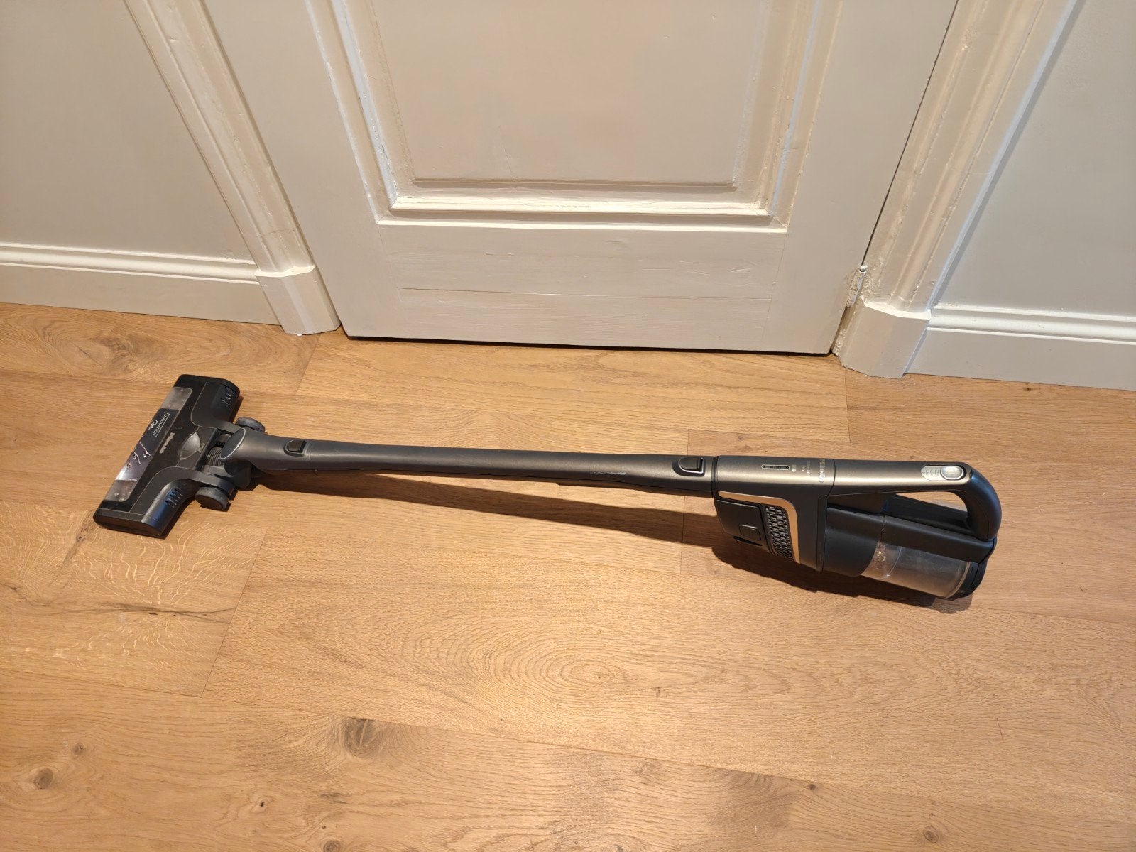 nette Miele Triflex HX1 pro steelstofzuiger, Gebruikt, Ophalen of Verzenden, Miele, Reservoir