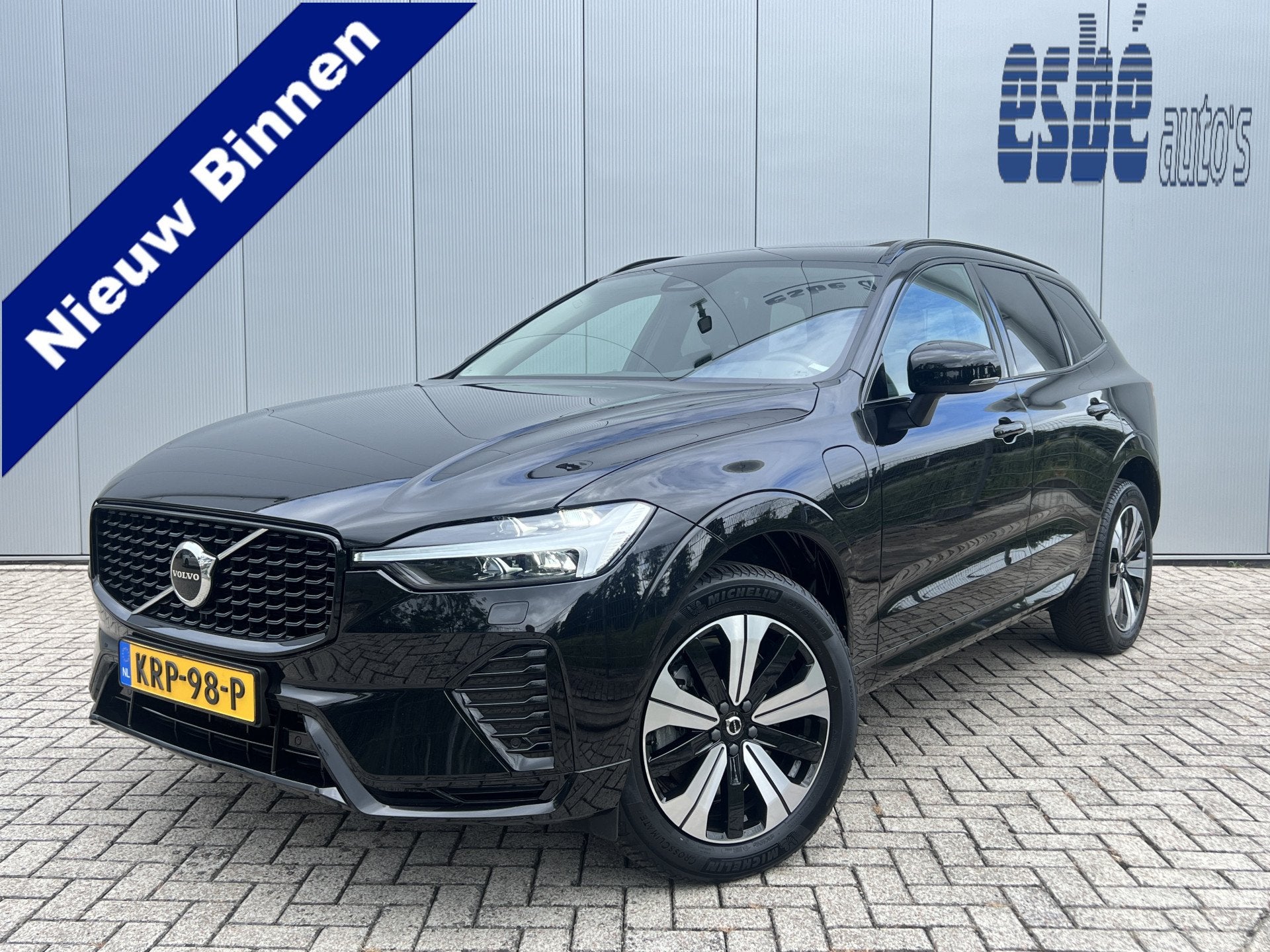 Volvo XC60 2.0 T8 455 pk Plug-in Hybrid AWD Plus Dark Trekha, Auto's, Automaat, Dealer onderhouden, Gebruikt, 4 cilinders