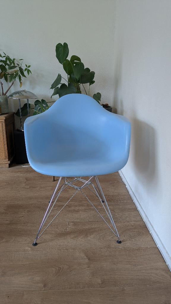 RAR baby blauwe Eames stoel, Ophalen, Kunststof, Gebruikt, Blauw