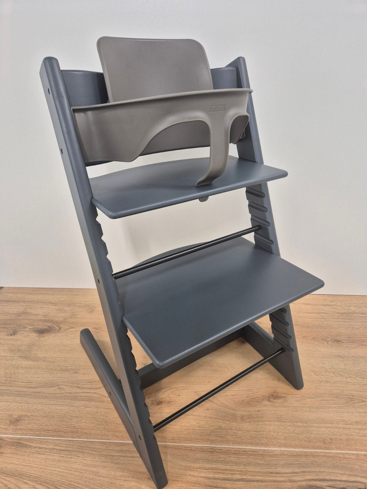 Stokke Tripp Trapp met babyset, Antraciet, Kinderen en Baby's, Ophalen of Verzenden, Zo goed als nieuw, ., .