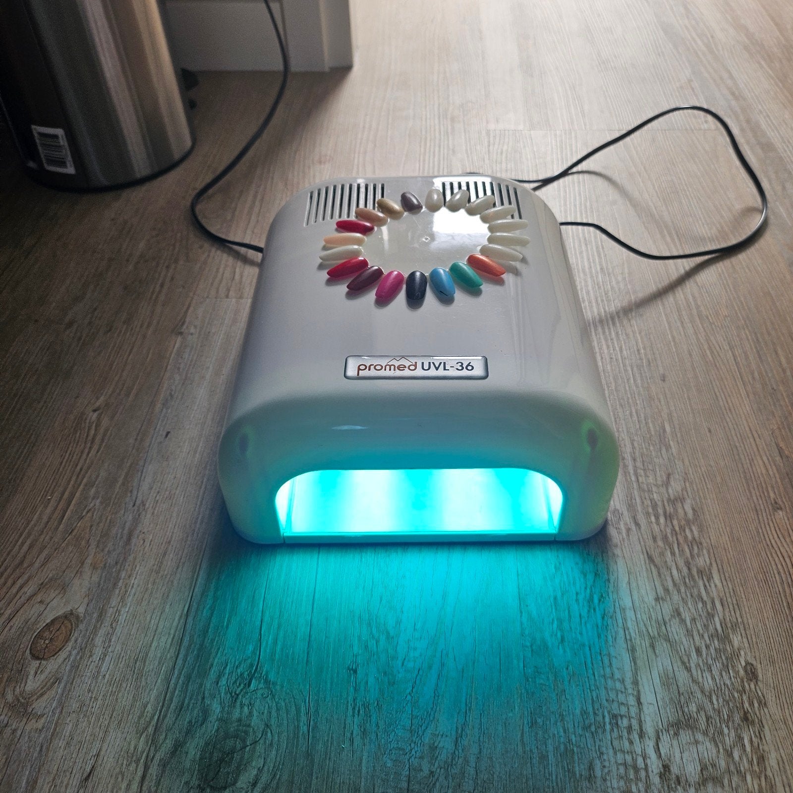 Semi permanent nagel lak lamp met gratis spullen, Ophalen of Verzenden, Overige typen