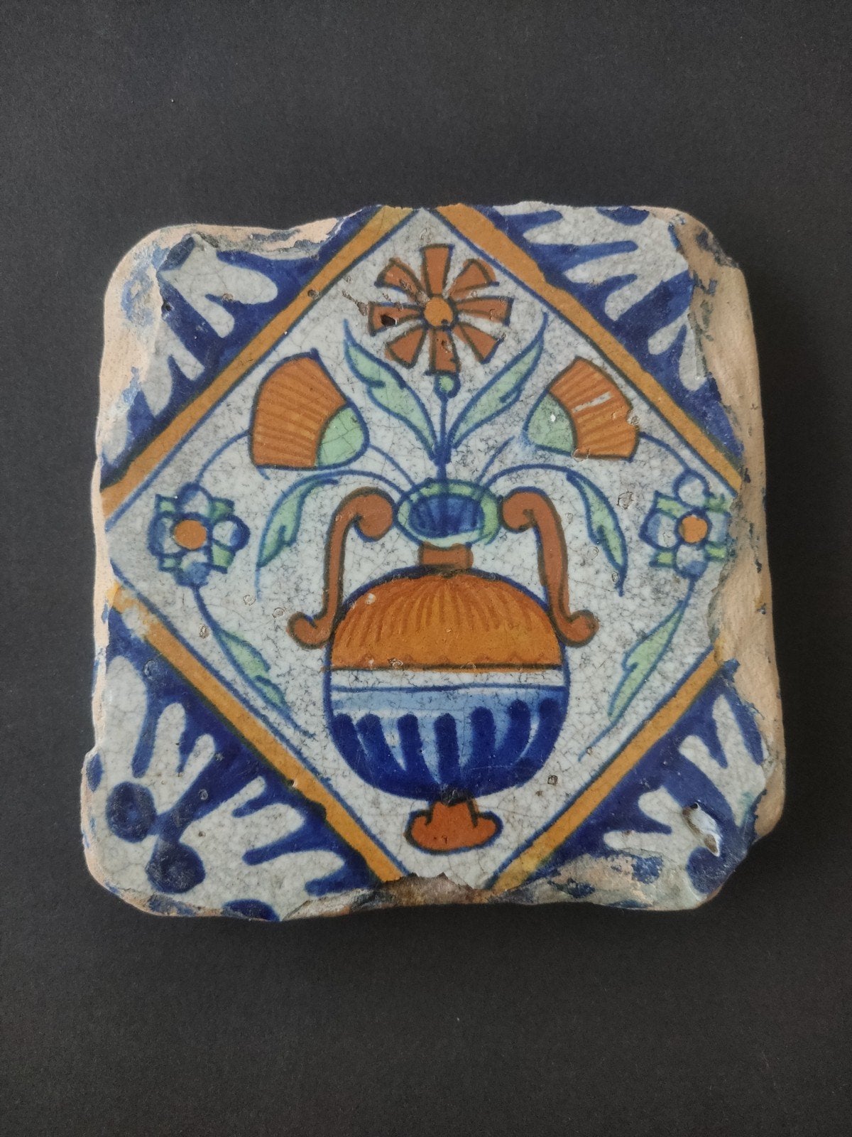 Een 17de eeuwse kwadraat tegel, Antiek en Kunst, Verzenden