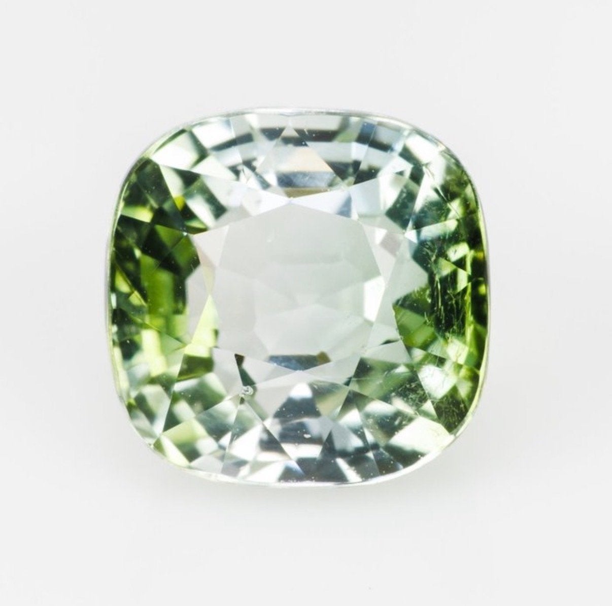 Groene Toermalijn - 3.04ct IGI Gecertificeerd, Sieraden, Tassen en Uiterlijk, Verzenden, Nieuw