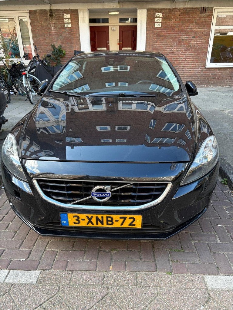 Volvo V40 2.0 D4 190PK 2014 Zwart, Voorwielaandrijving, Euro 6, Zwart, Overige kleuren