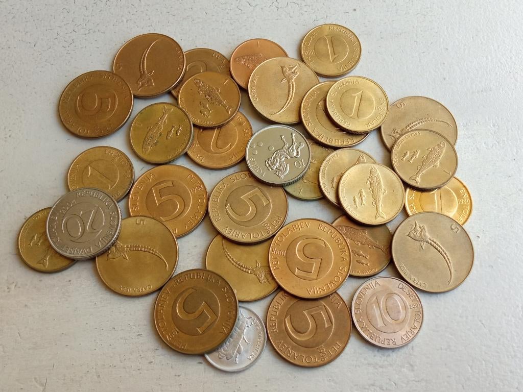 Slovenië lot munten., Ophalen of Verzenden, Overige landen, Setje
