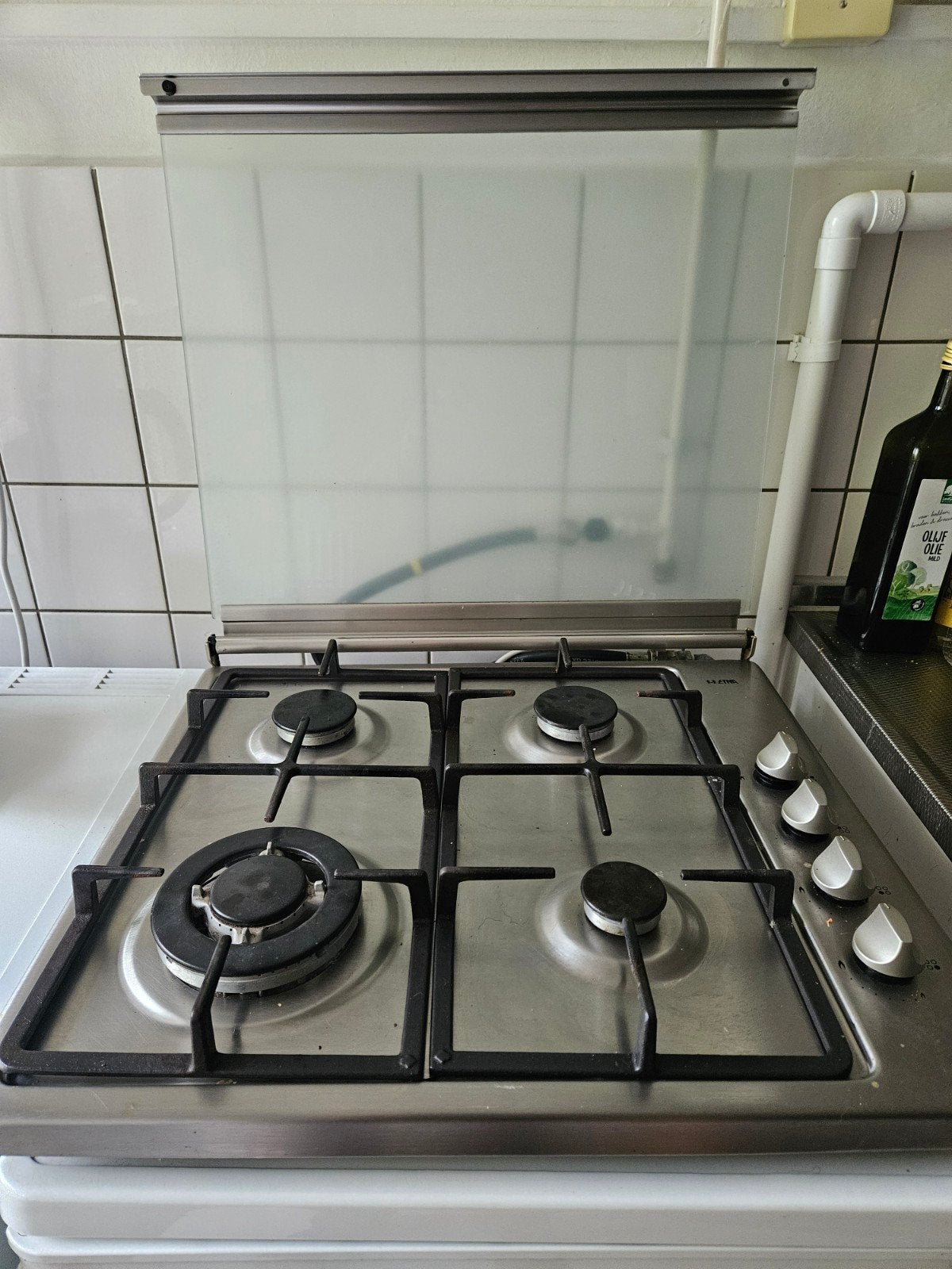 ETNA gasfornuis met 4 kookzones en glazen afdekplaat, Witgoed en Apparatuur, Gebruikt, Minder dan 85 cm, Gas, 4 kookzones