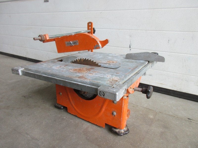 Zaagtafel, zaagmachine, cirkelzaag, Minder dan 30 mm, Gebruikt, Cirkelzaag, 600 tot 1200 watt