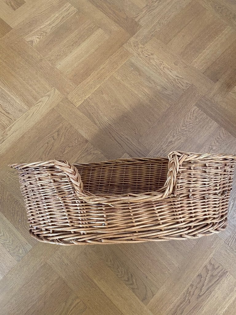 Rieten hondenmand, Dieren en Toebehoren, Hondenmanden, Ophalen, Zo goed als nieuw, Riet