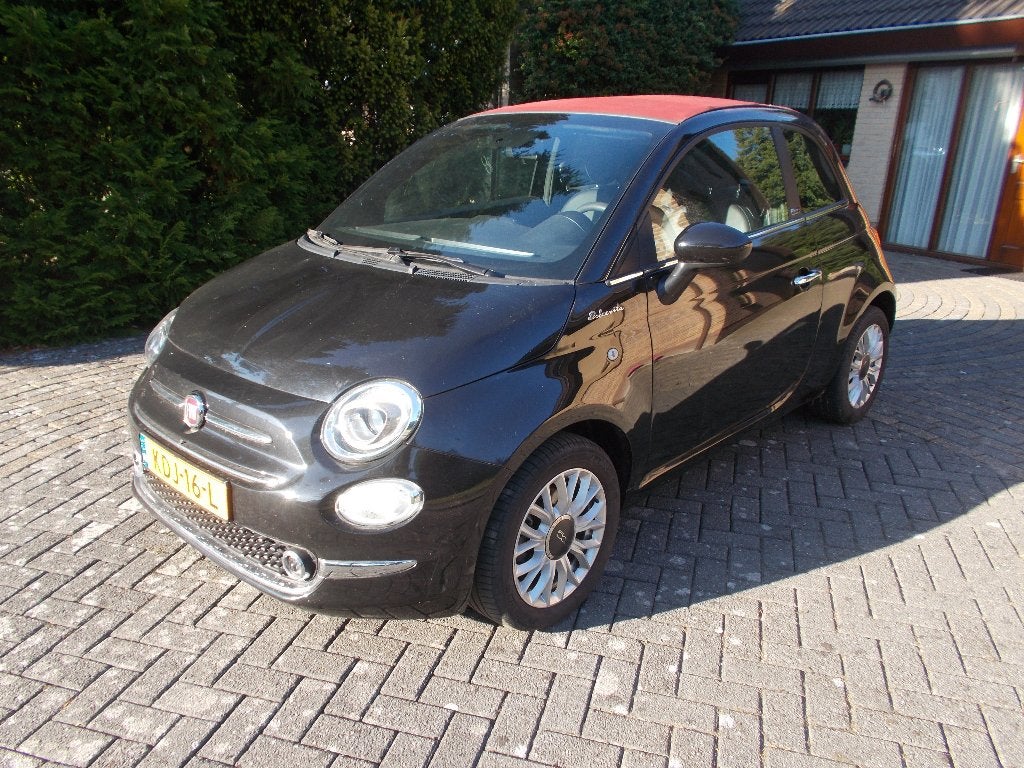 Fiat 500C 1.0 70pk Hybrid 2022 Zwart, Auto's, Fiat, Euro 6, 4 stoelen, Zwart, Leder