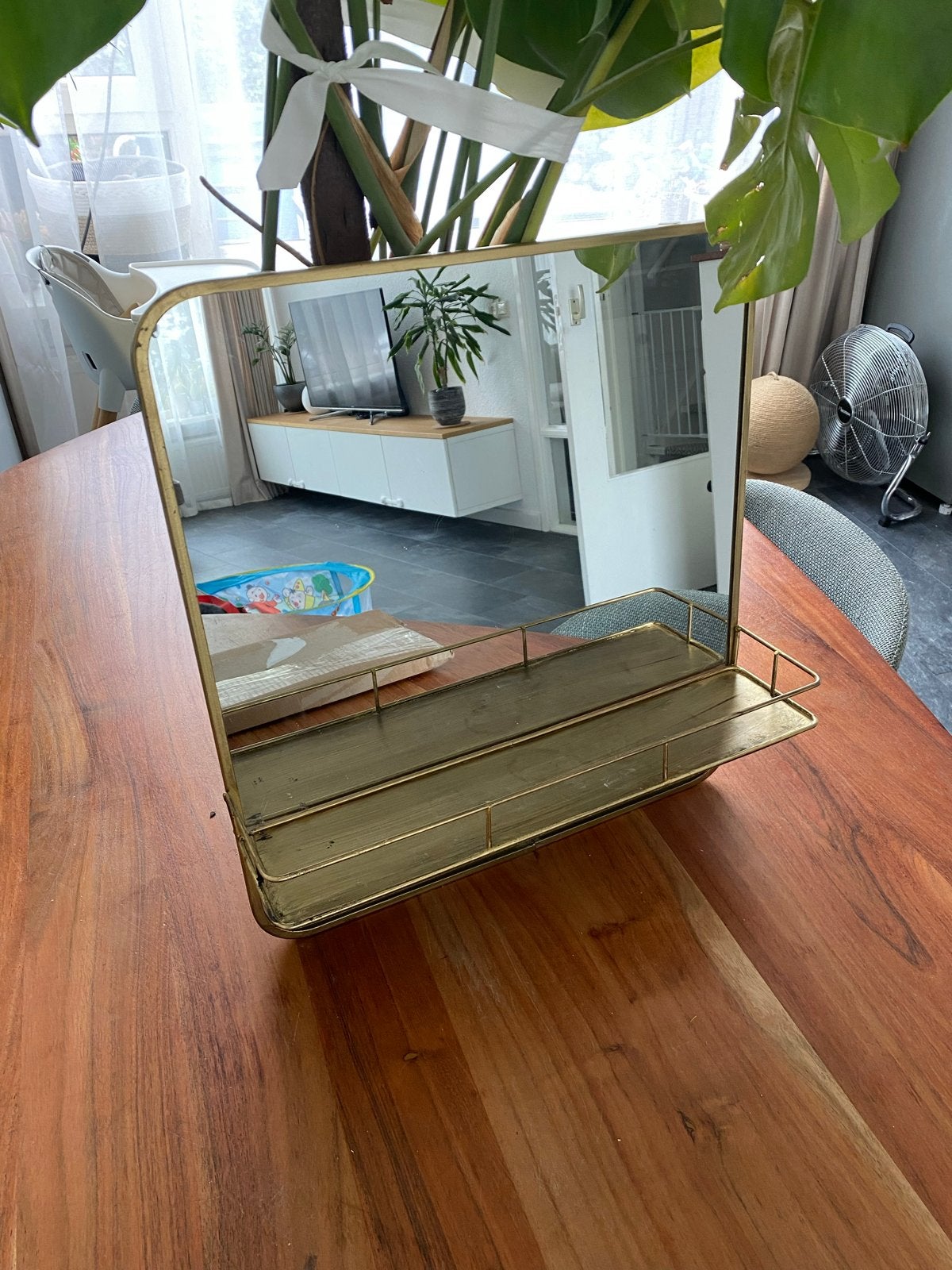 Gouden spiegel met plankje - Vintage look, Huis en Inrichting, Woonaccessoires | Spiegels, Ophalen, Minder dan 50 cm, Gebruikt