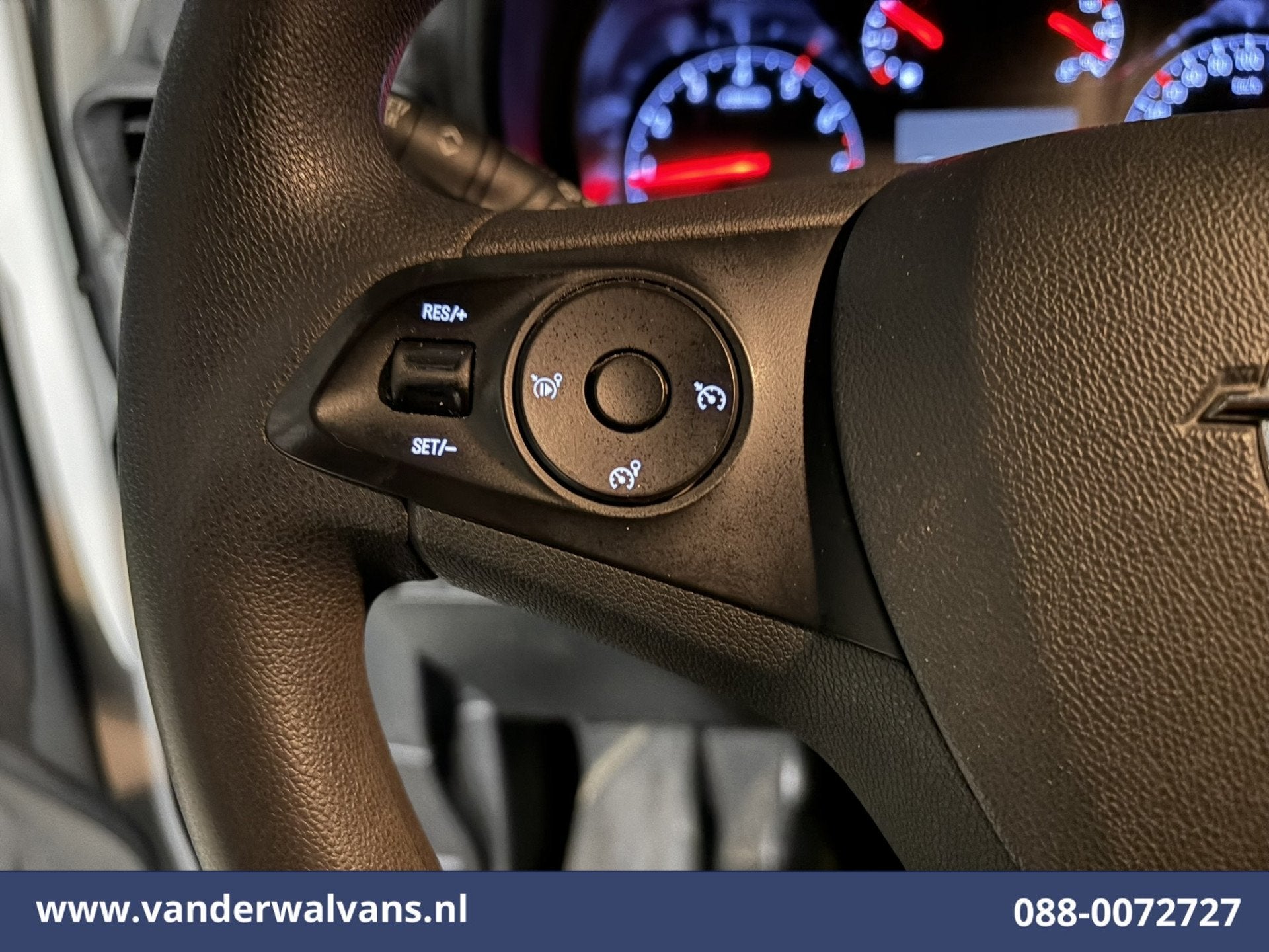 Opel Combo 1.5D 102pk L2H1 Euro6 Airco | Apple Carplay | Tre, Voorwielaandrijving, Dealer onderhouden, Stof, Gebruikt