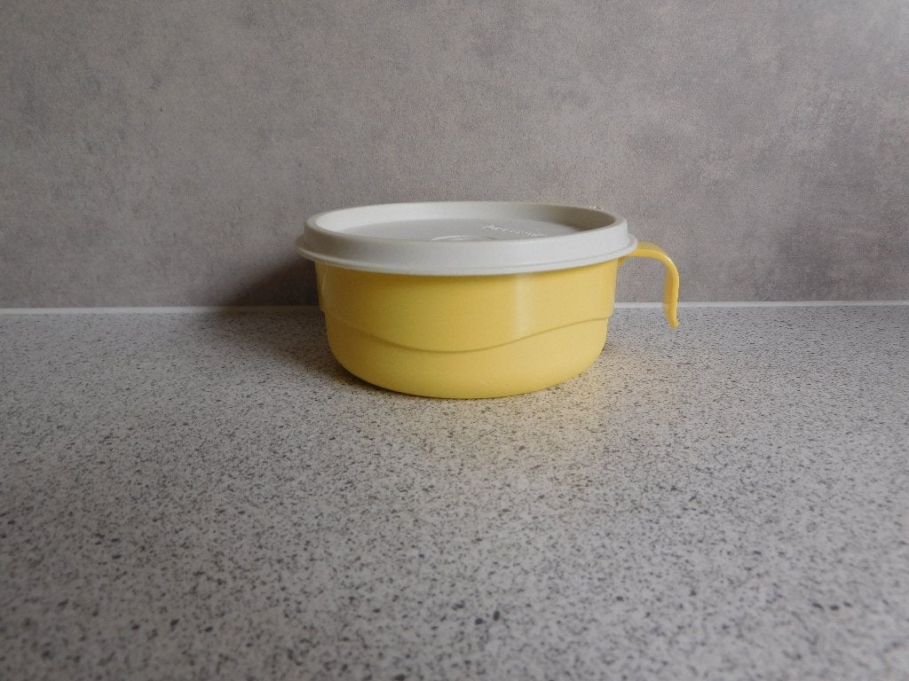 Tupperware Hap Snap Geel - 10,5 cm 250 ml., Luchtdicht, Bewaardoos, Geel, Ophalen of Verzenden