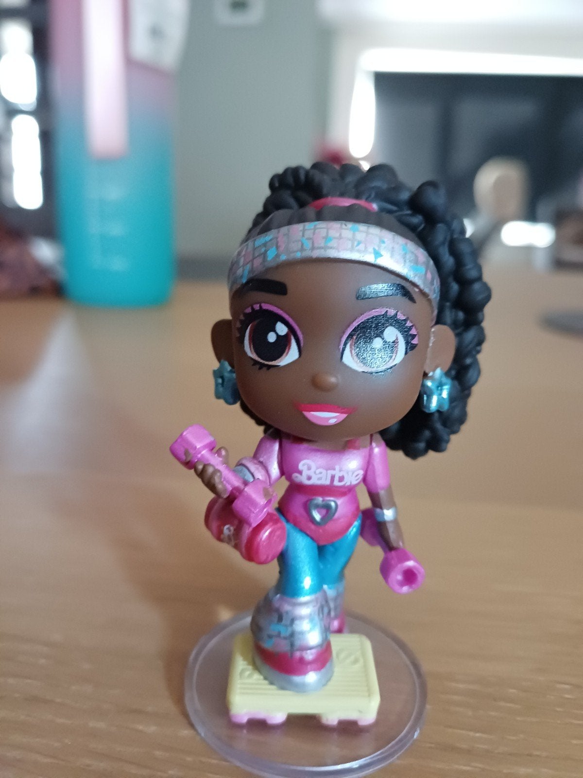 SCHATTIGE BARBIE EXTRA MINI FIGUUR ZGAN, Verzamelen, Poppen, Ophalen of Verzenden, Zo goed als nieuw, Overige typen