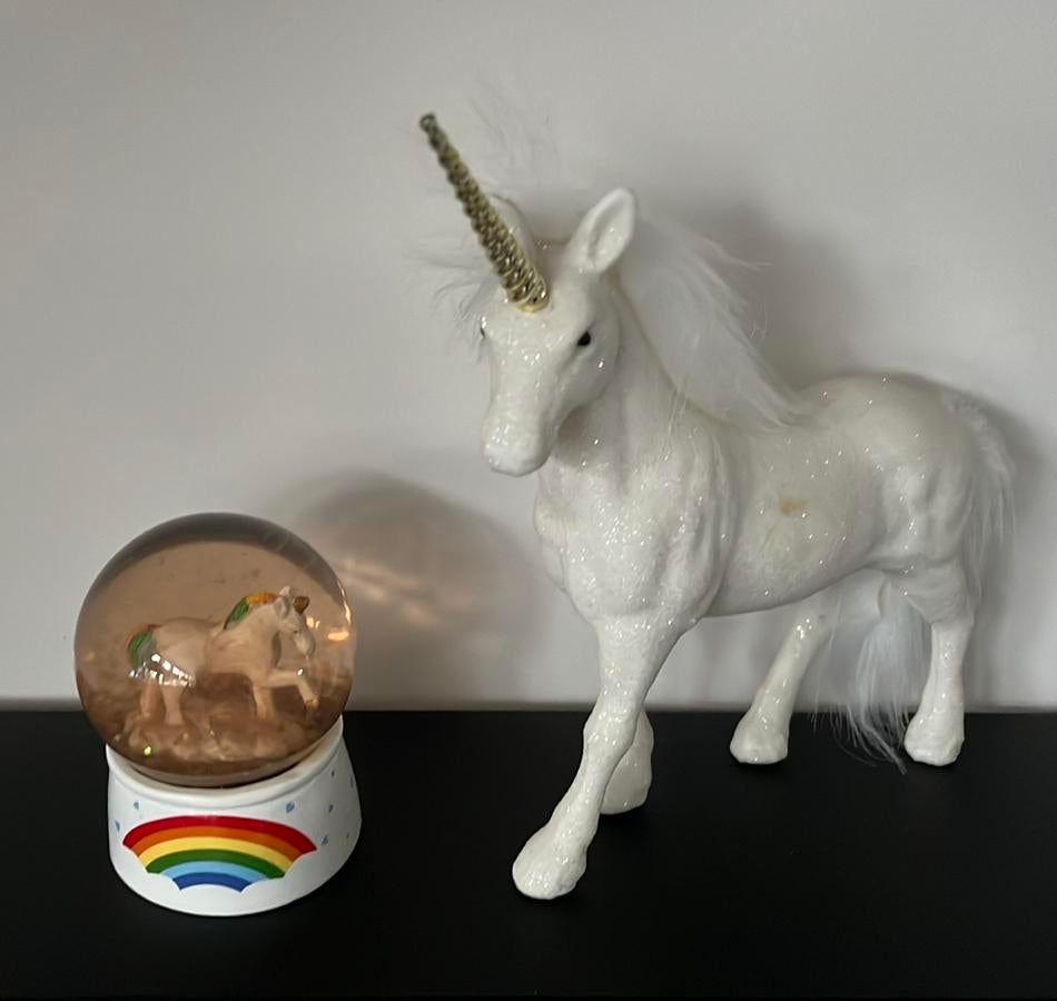 Unicorn met glitters en glitterbol sneeuwbol, Ophalen, Zo goed als nieuw, Overige typen