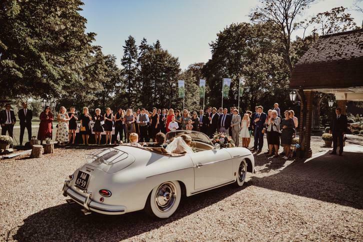 Trouwauto huren - Porsche 356 - kever cabrio -  T1 T2VW etc., Diensten en Vakmensen, Verhuur | Auto en Motor, Met chauffeur, Trouwauto