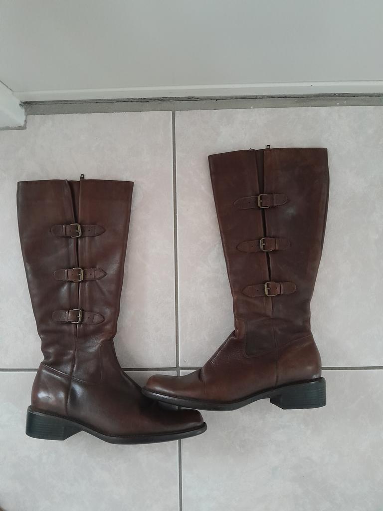 Orizonte laarzen echt leder mt 37, Kleding | Dames, Hoge laarzen, Bruin, Ophalen of Verzenden, Zo goed als nieuw