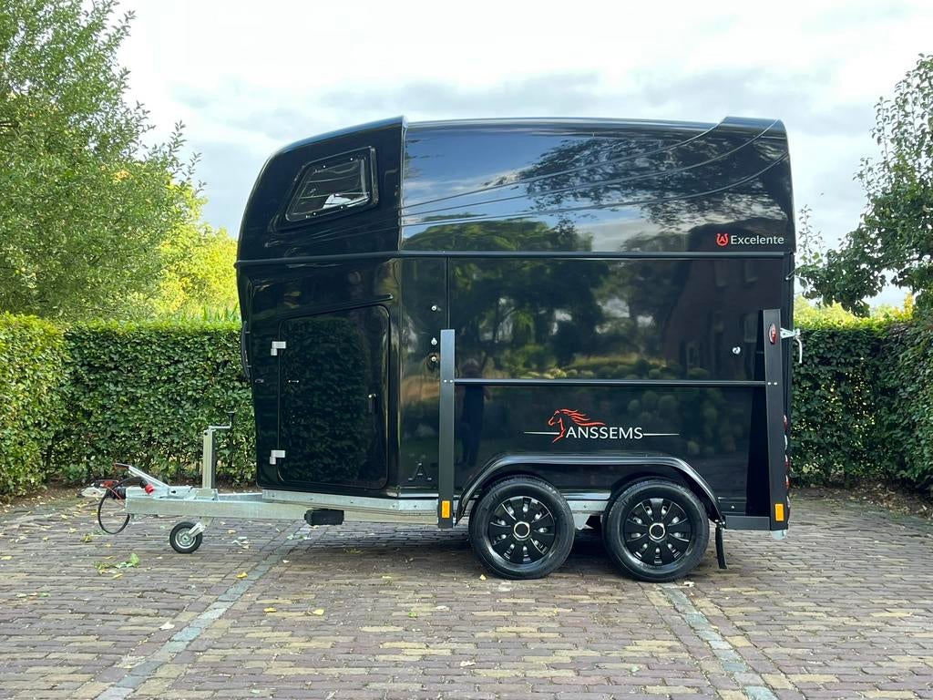 Mooie Anssems excelente met zadelkamer, lichtgewicht trailer, Dieren en Toebehoren, Paarden en Pony's | Trailers en Aanhangwagens
