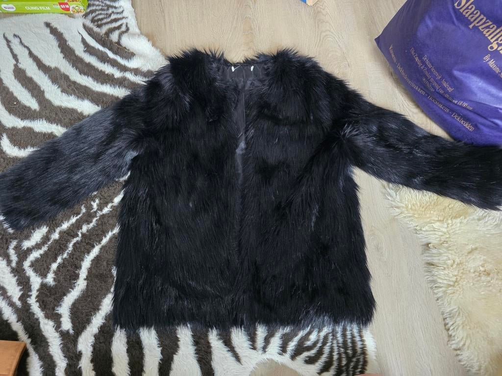 Zwarte faux fur jas - Maat M, Maat 38/40 (M), Zwart, Ophalen of Verzenden, Onbekend