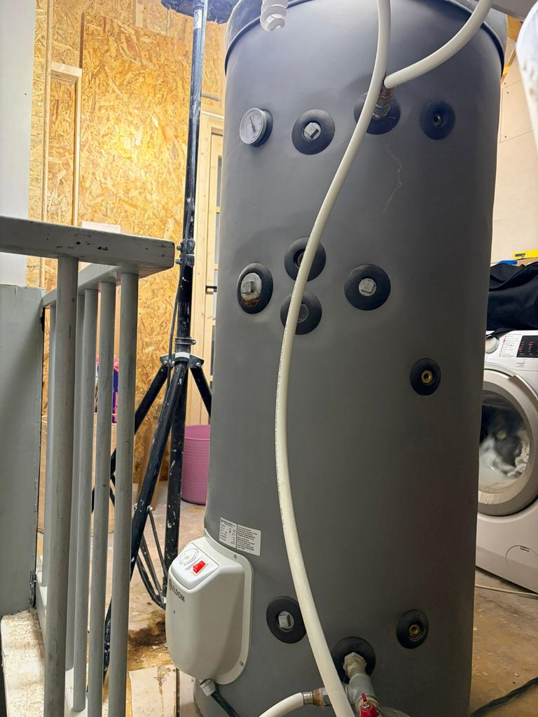 300 liter Eldom Green Line boiler, Doe-het-zelf en Verbouw, 100 liter of meer, Ophalen, Gebruikt, Boiler