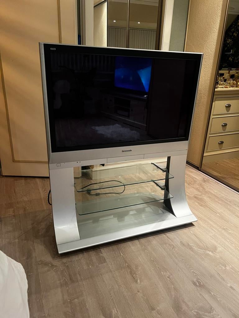 Panasonic Viera 42 inch LCD TV met voet, Audio, Tv en Foto, Televisies, Gebruikt, LCD, 100 cm of meer, HD Ready (720p), Panasonic