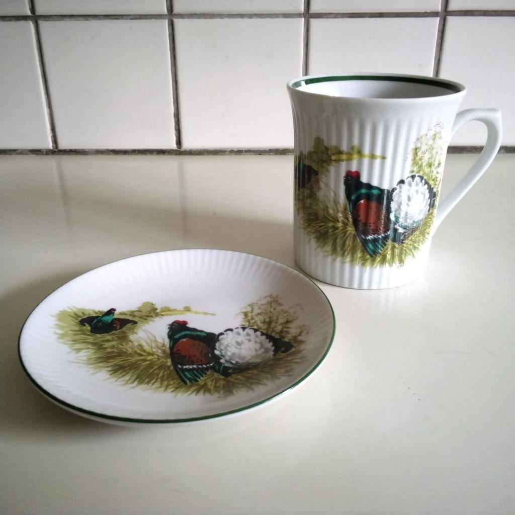 Graf von henneberg  mok en petitfours  kornhoender, Huis en Inrichting, Keuken | Servies, Ophalen of Verzenden, Overige stijlen