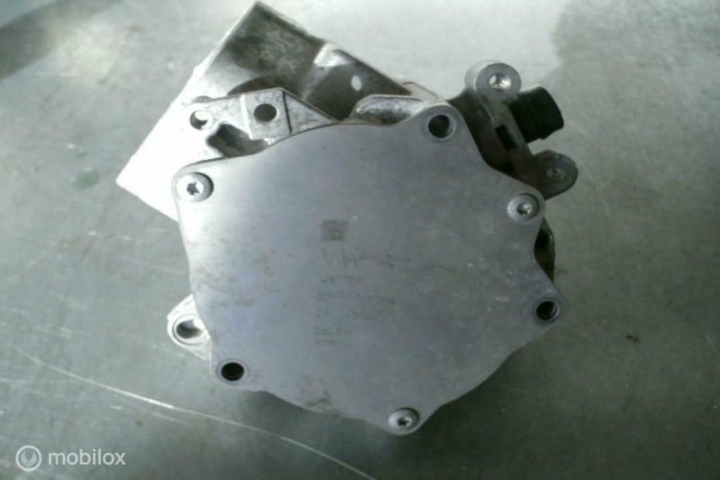 Vacuumpomp / Onderdrukpomp 06L145100F 2.0TSI CHH CJX VAG, Auto-onderdelen, Ophalen of Verzenden, Gebruikt, Audi