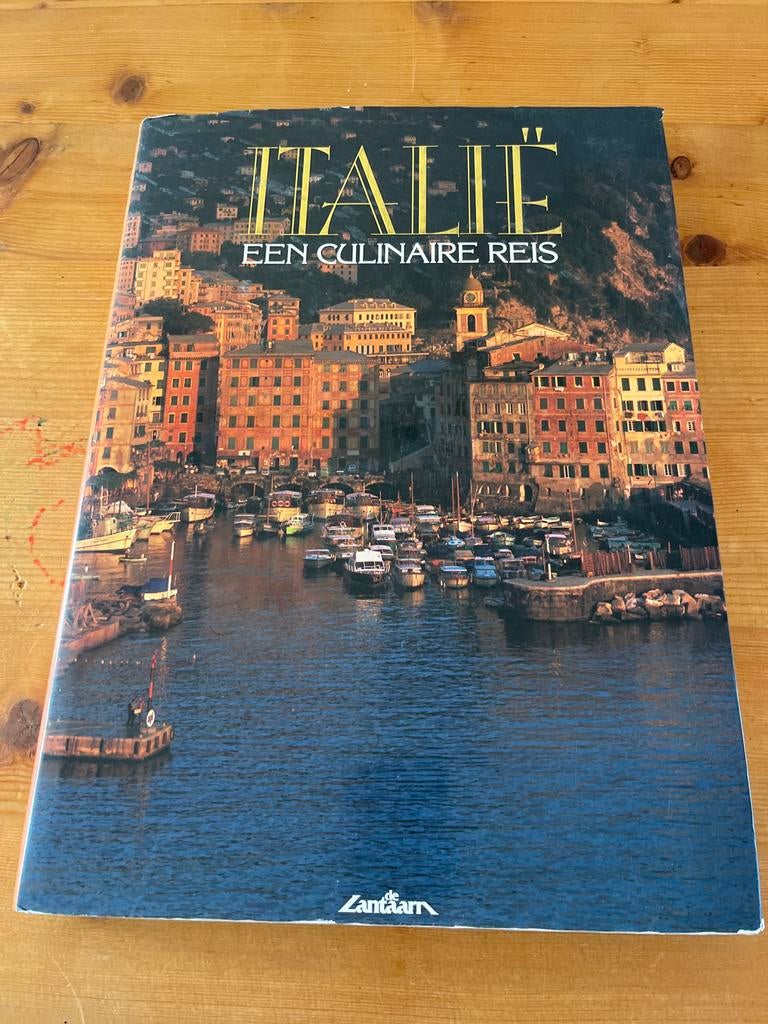 Italië: Een Culinaire Reis - Reisgids, Boeken, Europa, Ophalen of Verzenden, Reisgids of -boek, Gelezen