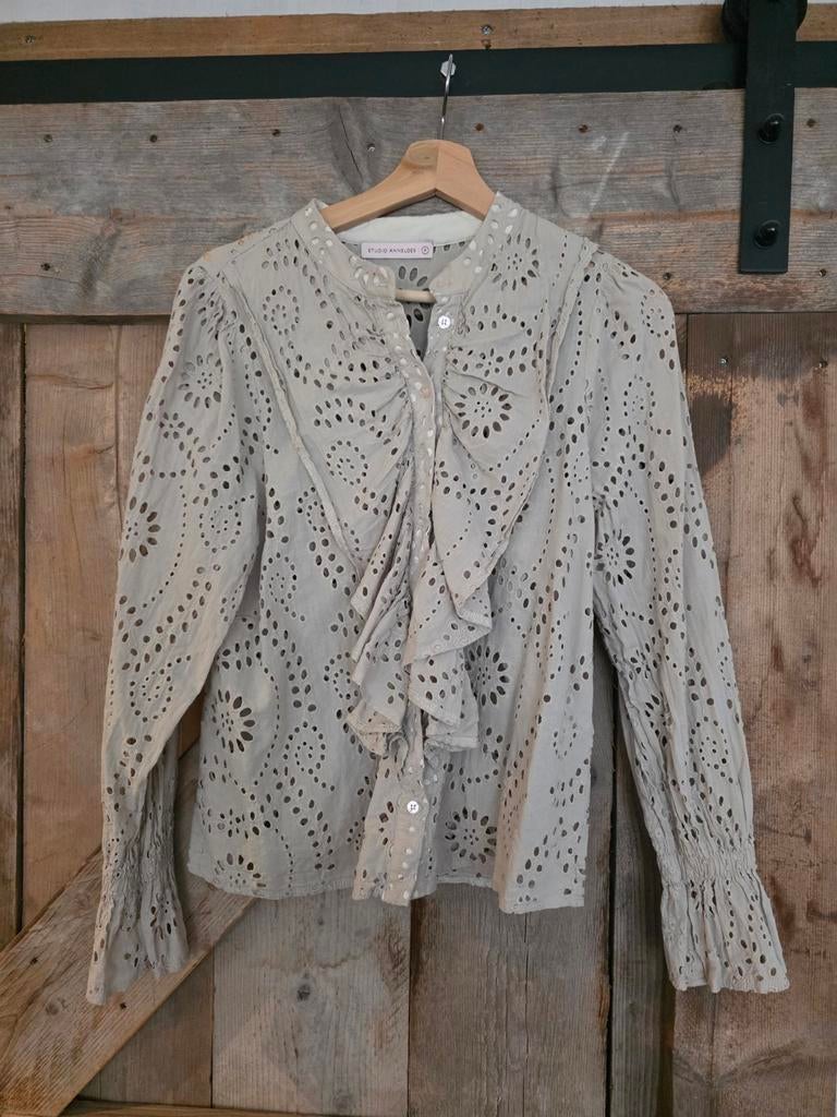 Studio Anneloes blouse met broderie - Maat M, Maat 38/40 (M), Studio Anneloes, Beige, Ophalen of Verzenden