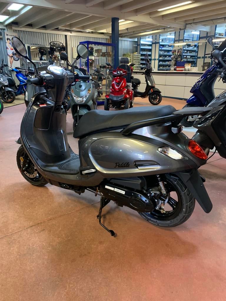 Gebro scooters: Sym fiddle IV 4 45KM BJ2026 NIEUW, Ophalen, Maximaal 45 km/u, Nieuw, Benzine