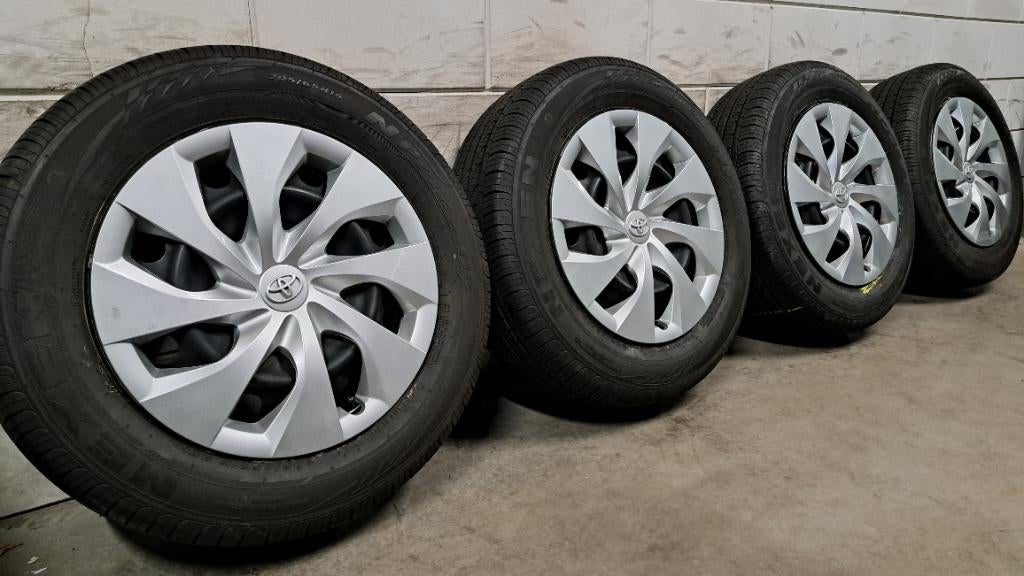 Nieuwe all-seasonbanden Yaris Cross 205/65/16 set is NIEUW!, 16 inch, Banden en Velgen, Nieuw, All Season