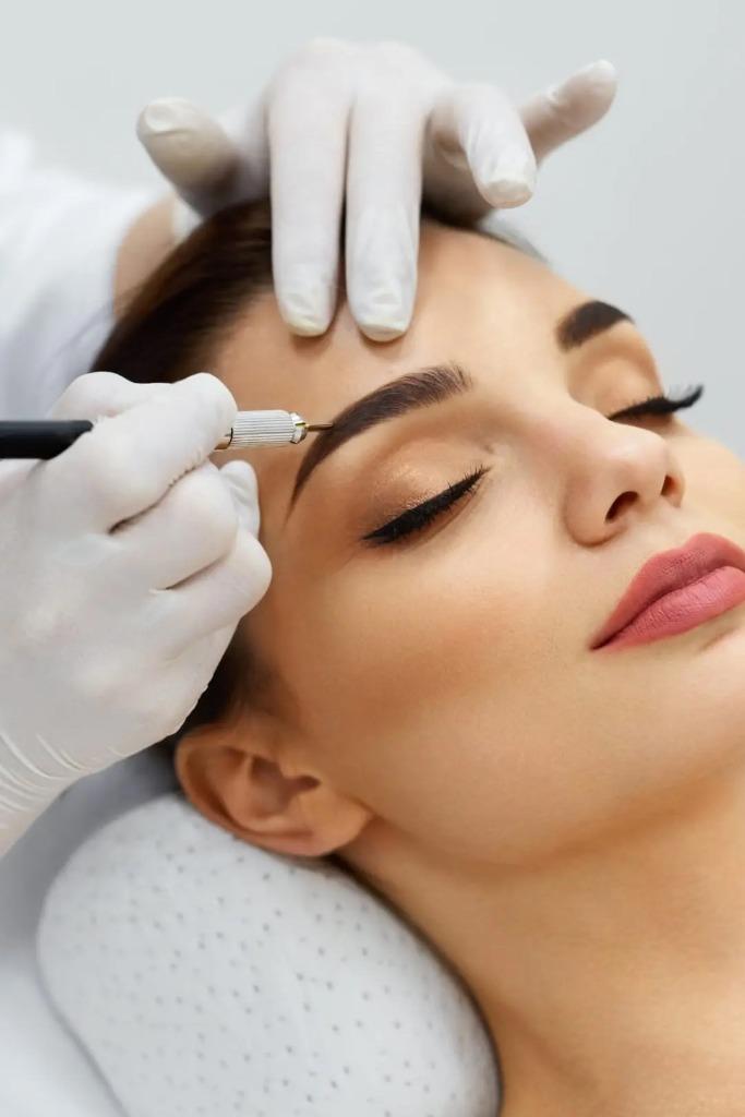 Permanent Make-Up bij Rosemari Beauty Almere, Geeft ook workshops, Overige