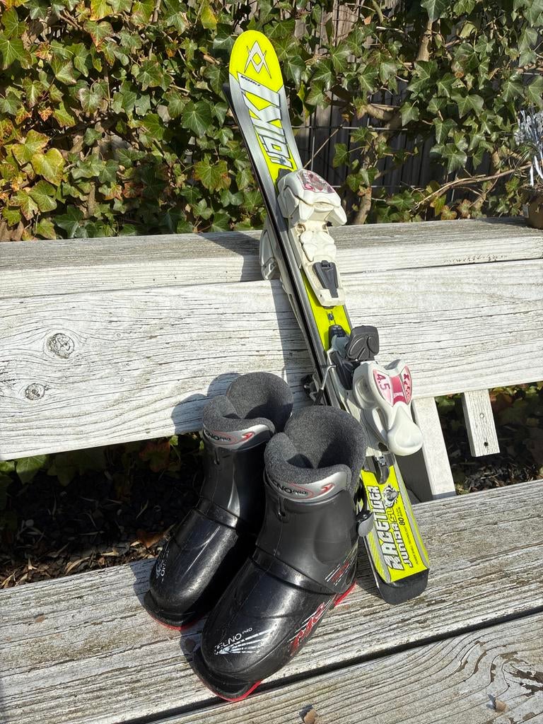 Kinderski's 80cm met schoenen maat 27-29, Sport en Fitness, Skiën en Langlaufen, Gebruikt, Carve, Skiën, Minder dan 100 cm