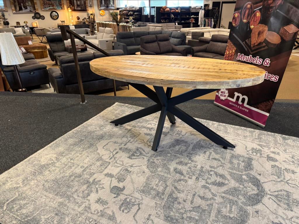 Eettafel ovaal 160cm. met spinpoot Direct/leverbaar E-7062, Overige houtsoorten, #Eettafel#Ovaal#160cm#Manghout#Spinpoot#Meubel