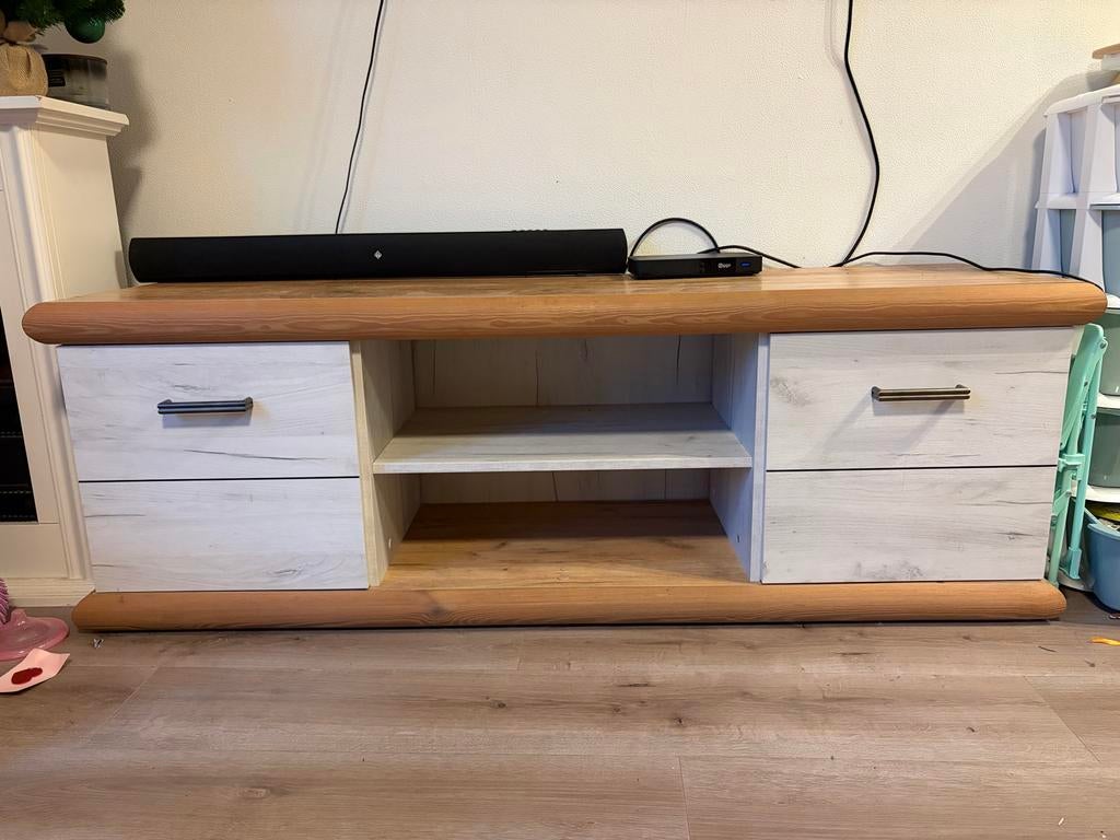 Tv meubel, Ophalen, Gebruikt, 150 tot 200 cm, Minder dan 100 cm