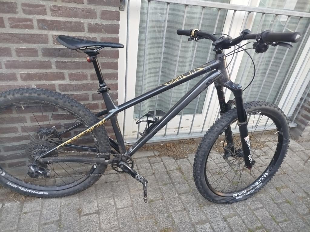 COMMENÇAL META HT, Minder dan 20 kg, Opvouwbaar, Ophalen of Verzenden, Zo goed als nieuw