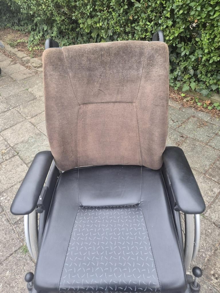 Comfortabele rolstoel, Ophalen, Gebruikt, Duwrolstoel