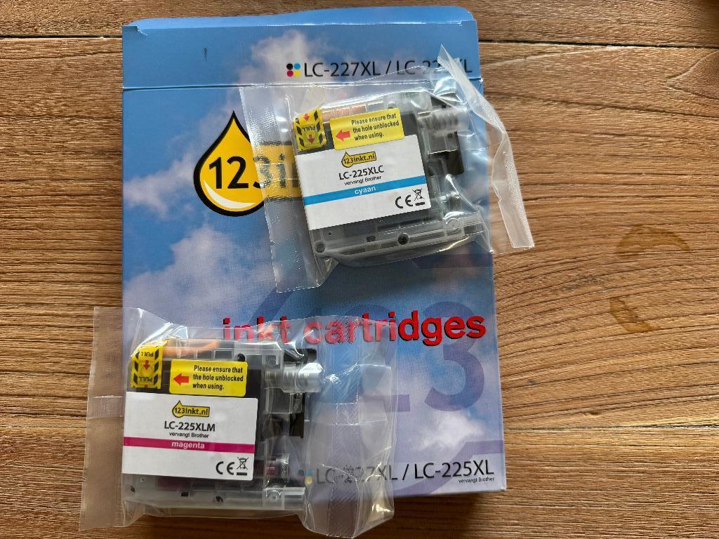 Brother inktjet cartridges magenta en cyaan LC-225XL M en C, Verzenden, Nieuw, Cartridge, Brother, 123inkt.nl