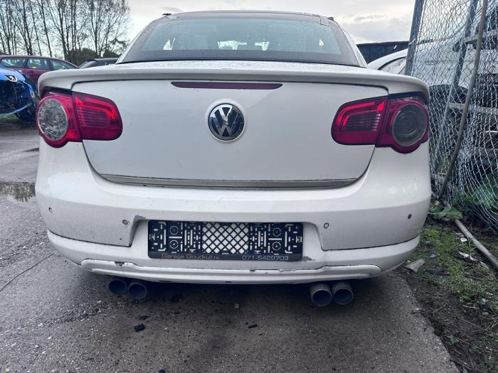 Achterbumper van een Volkswagen Eos (WIT), Auto-onderdelen, Gebruikt, -, Volkswagen, -
