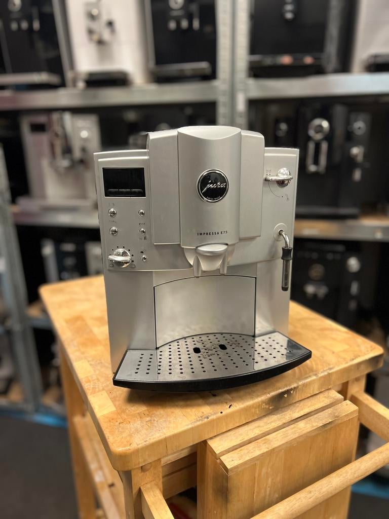 Jura e 75, Witgoed en Apparatuur, Koffiezetapparaten, Info@jura.com, 10 kopjes of meer, Koffiemachine, Ophalen of Verzenden