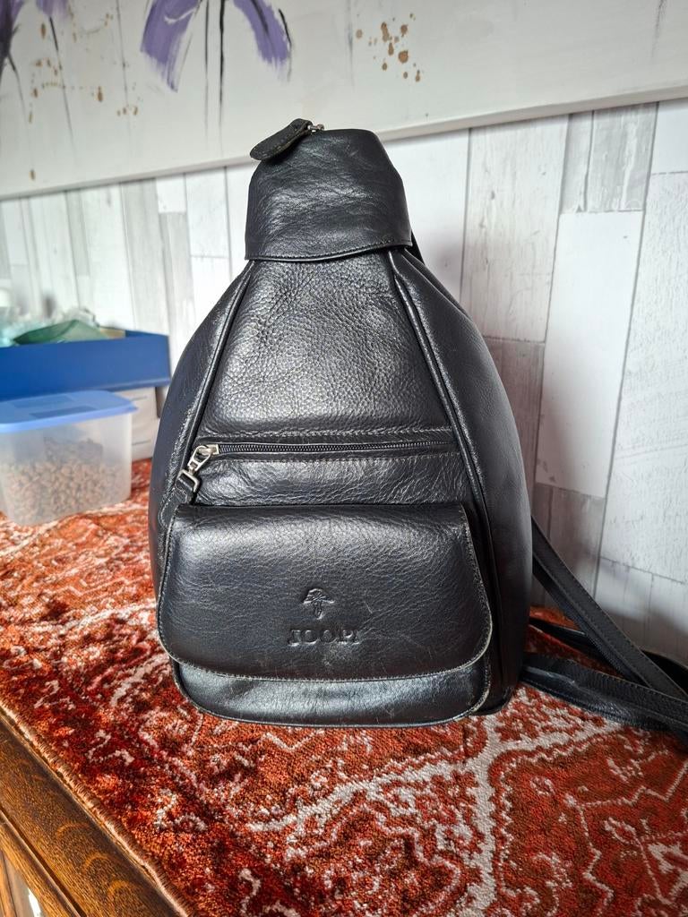 Kleine zwart leren rugtas., Ophalen of Verzenden, Gebruikt, Overige merken, 30 tot 45 cm