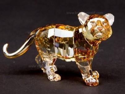 Swarovski Tijgerjong lopend, Verzamelen, Swarovski, Ophalen of Verzenden, Zo goed als nieuw, Figuurtje
