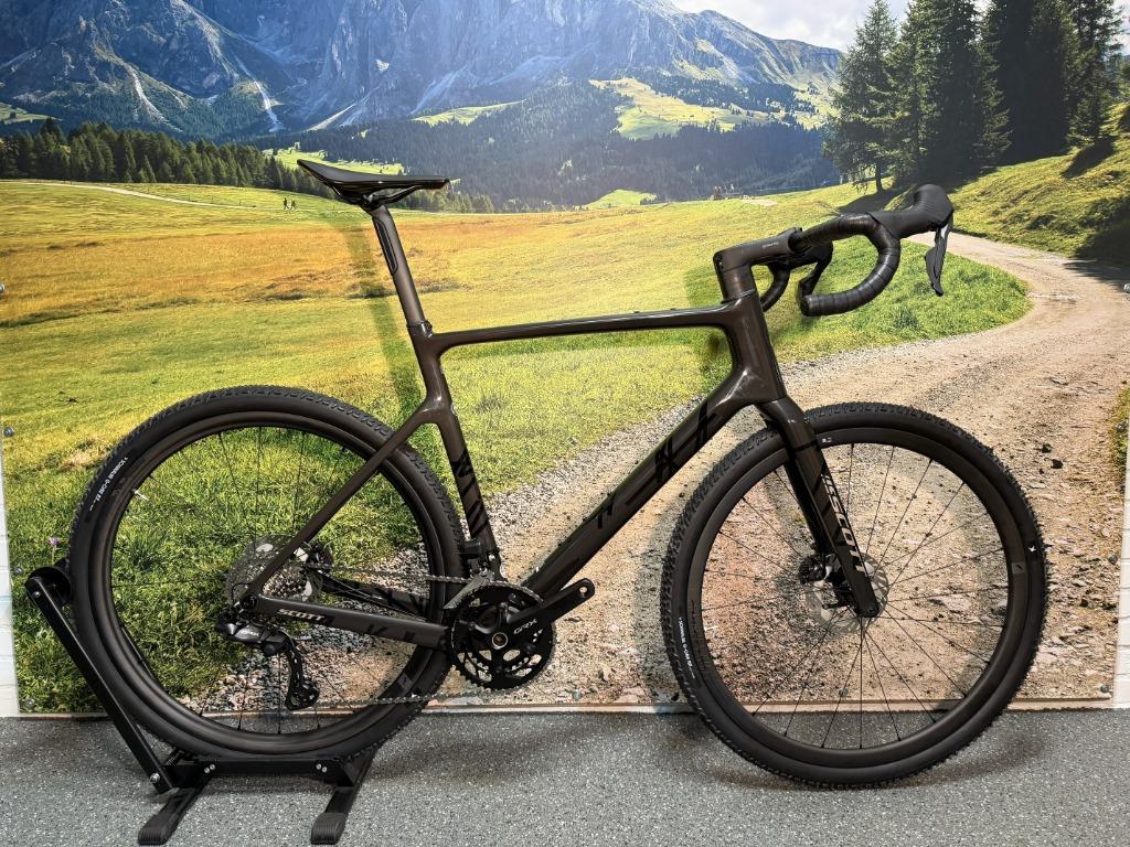 Scott Addict Gravel 15 L GRX825 DI2 Fulcrum Carbon €4.999,-, 28 inch, Carbon, Heren, Nieuw