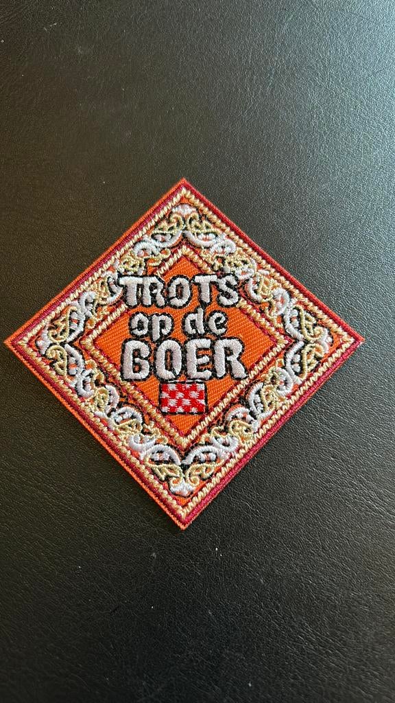 Brabant embleem carnaval -  trots op de boer, Ophalen of Verzenden, Nieuw, Carnaval, Accessoires