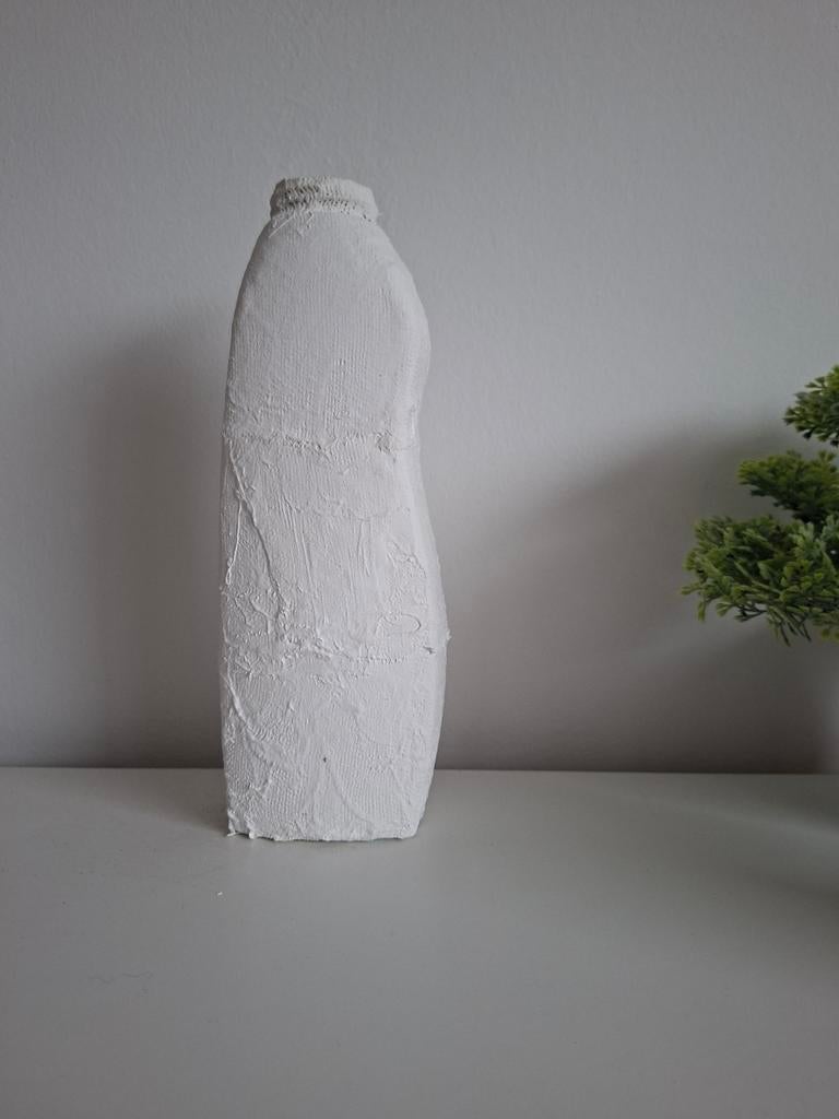 Lichte gips vaas met plastic binnenkant, Overige materialen, Gebruikt, Wit, Ophalen of Verzenden